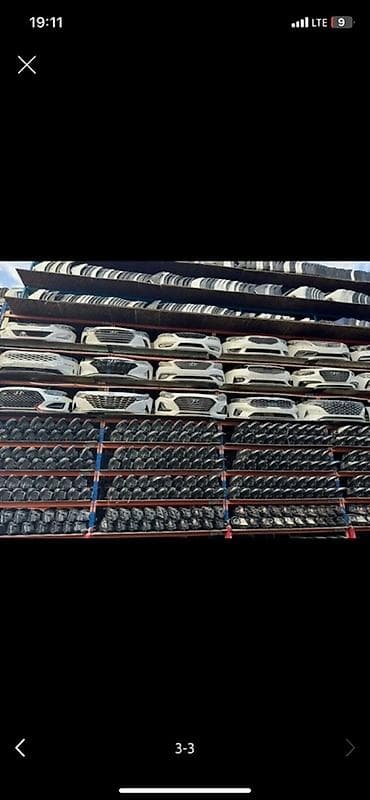 решетки на бампер: Бампер Hyundai, Б/у, Оригинал — 1