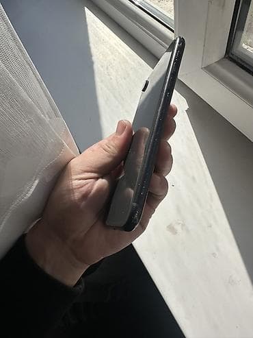 9 lite: IPhone Xr, Б/у, 128 ГБ, Черный, 78 % — 5