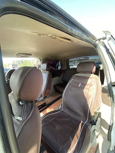 j30 bmw: Kia Carnival: 2002 г., Механика, Дизель, Минивэн — 7