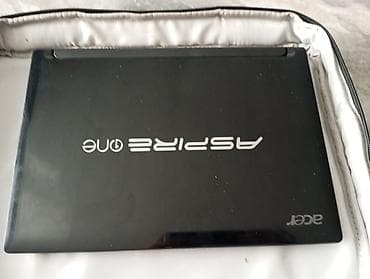 наушник микрофон: Нетбук Acer Aspire One 10" Комплектация: - нетбук Acer Aspire One — 1