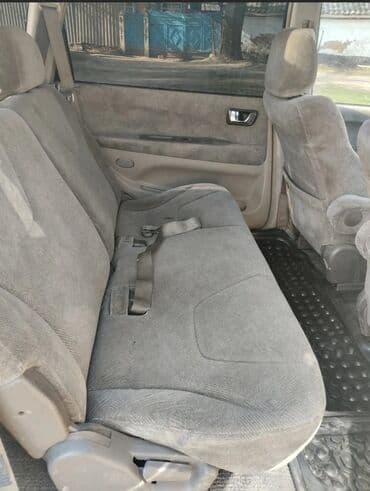 отсек спринтер: Mitsubishi Chariot: 1999 г., 2.4 л, Автомат, Бензин, Минивэн — 9