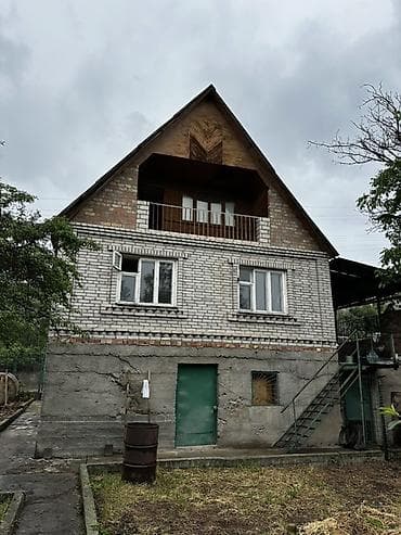 Дома: Продаётся кирпичный дачный дом с мансардой и цоколем. Район Панорама — 1