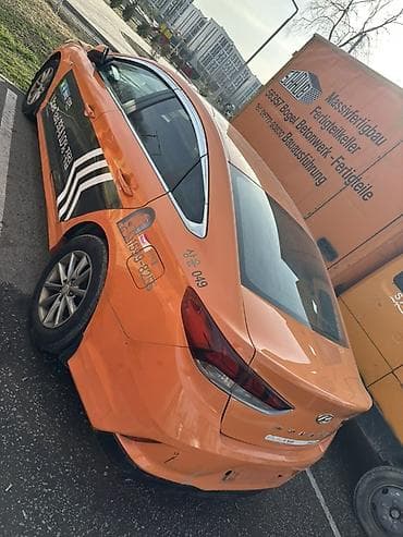 rolls royce silver ghost: Hyundai Sonata: 2019 г., 2 л, Автомат, Газ, Седан — 7