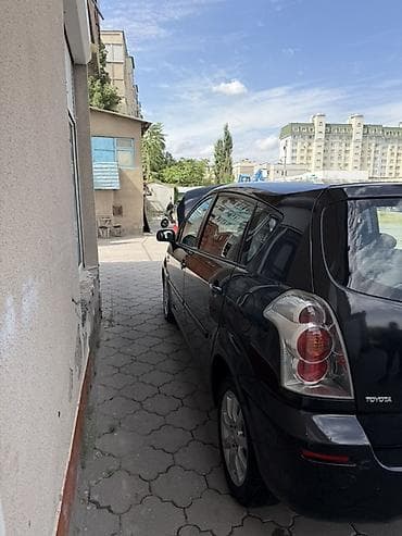 coroll: Toyota Corolla Verso: 2004 г., Механика, Бензин, Минивэн — 7