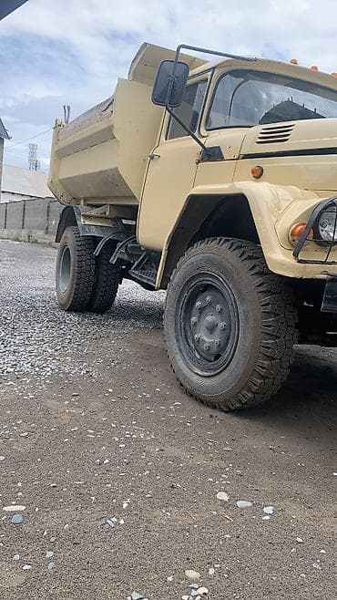 Унаа сатуу: ЗИЛ 4105: | 1975 г — 1