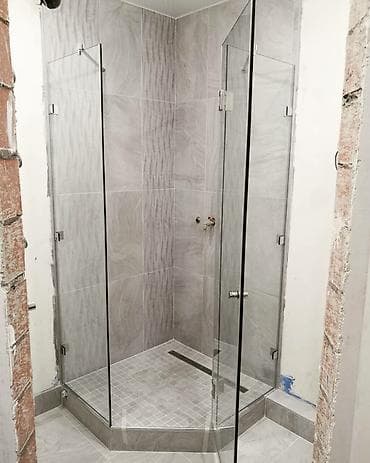 Стеклянные душевые перегородки раздвижные стеклянные перегородки