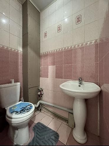 однушка 105 серии: 3 комнаты, 70 м², 105 серия, 5 этаж, Косметический ремонт — 10