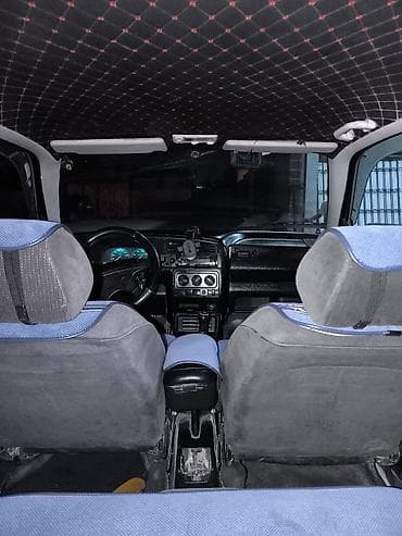 Volkswagen Golf: 1994 г., 1.8 л, Механика, Бензин, Хэтчбэк — 9