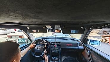 тоято авенс: Mercedes-Benz C-Class: 1994 г., 2.2 л, Механика, Бензин, Седан — 1