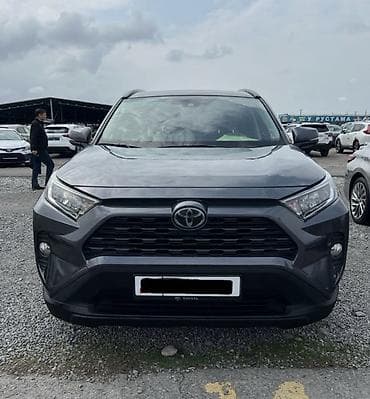 резина на авто: Toyota RAV4: 2019 г., 2.5 л, Автомат, Бензин, Кроссовер — 1