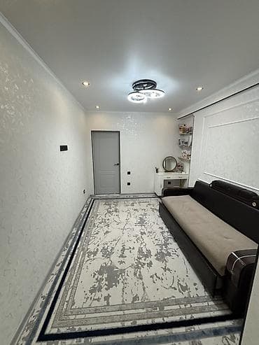 бокс сдаю: Сдаётся место для одной девушки в однокомнатной квартире. Все условия — 2