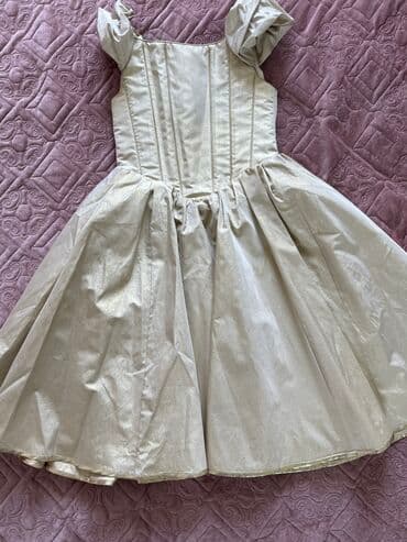 школьный фартук на прокат: Детское платье, цвет - Золотой, Б/у — 2