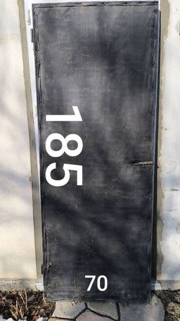 Дверь для хоз.постройки в сарай самовывоз с. Кок-Жар. (по пути-