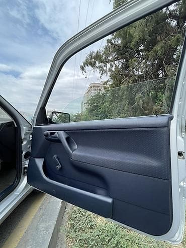 1992: Volkswagen Golf: 1992 г., Механика, Хэтчбэк — 10