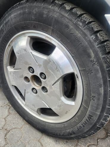купить зимнюю резину на 16: Колеса в сборе 215 / 60 / R 16, Зима, Комплект, Легковые, Литые, отверстий - 5 — 6