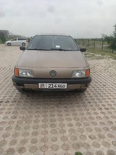 адисей парок: Volkswagen Passat: 1989 г., 1.8 л, Механика, Бензин, Седан — 1