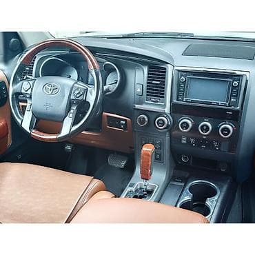 Toyota Sequoia: 2019 г., 5.7 л, Автомат, Газ, Внедорожник — 6
