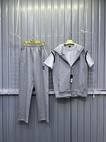 кастюмы мужские: 🫢ТРОЙКА ОТ “RAYAN” 🔎ЭТУ ТРОЙКУ НЕ ВЫБИРАЮТ ОНА САМА ВЫБИРАЕТ ХОЗЯИНА🫵🏻 — 1