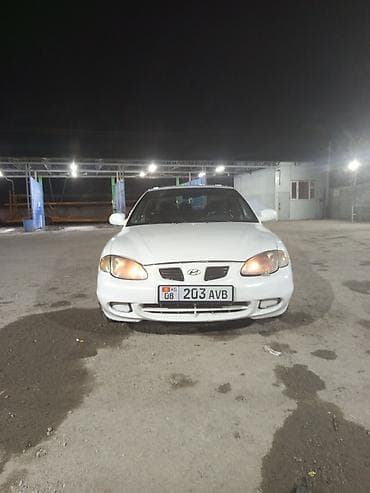 маш: Hyundai Elantra: 1999 г., Механика, Бензин, Седан — 2