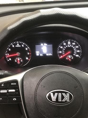 Продажа авто: Kia Sorento: 2017 г., Кроссовер — 7