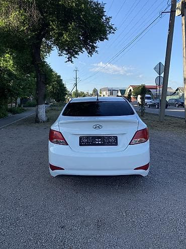 outback br: Hyundai Solaris: 2016 г., 1.4 л, Автомат, Бензин, Седан — 6
