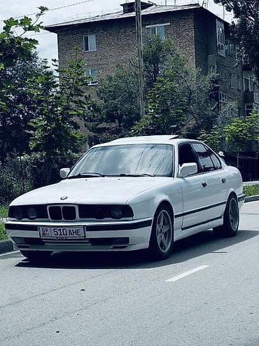 бампер на g30: BMW 5 series: 1990 г., 2.8 л, Механика, Бензин, Седан — 3