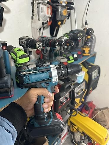 Аккумуляторные дрели‑шуруповерты Описание: - Универсальные