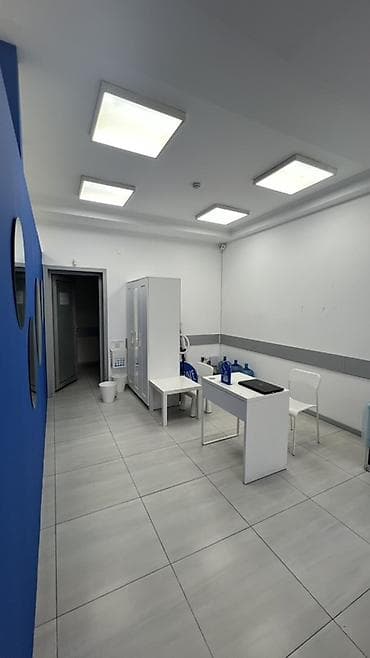 кабинет для массажа: Кабинет Для косметолога, В бизнес центре, 33 м², Долгосрочно, С отдельным входом — 2