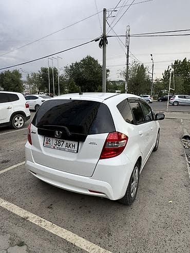 авто лизинг фит: Honda Fit: 2011 г., 1.4 л, Вариатор, Бензин, Хэтчбэк — 3