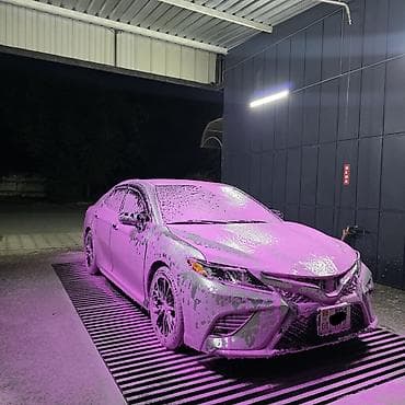 Продажа авто: Toyota Camry: 2018 г., Бензин — 4