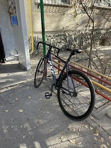 Фикс-байк/сингл-спид на шоссейной раме - Легкая стальная/алюминиевая at lalafo.kg Фикс-байк/сингл-спид на шоссейной раме - Легкая стальная/алюминиевая