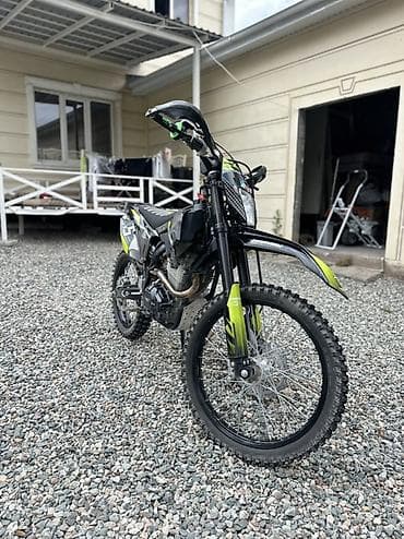 Продаю Enduro Zoomov к5, 300 куб, 2026 г. * 51 моточас * Технически — 4