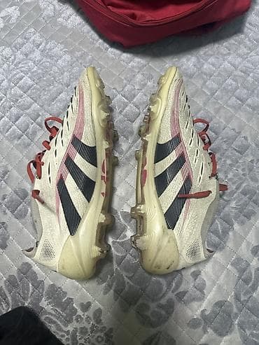 Велосипеддер: Футбольные бутсы Adidas Predator (FG) - Серия: Predator (надпись — 1