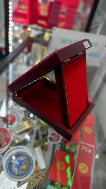 изумруд золото: ✅ фУТЛЯРЫ для наградной продукции и наручных часов ✅ Под красное — 1