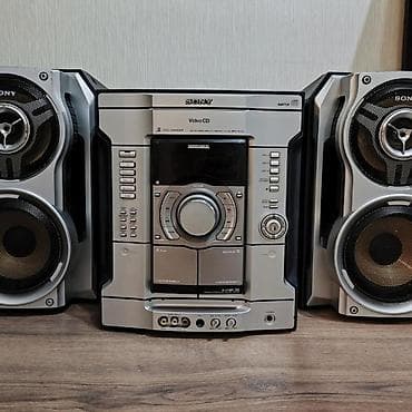macbook pro 2011: Куплю Музыкальный центр Sony MHC RV50 с двумя акустическими колонками — 1