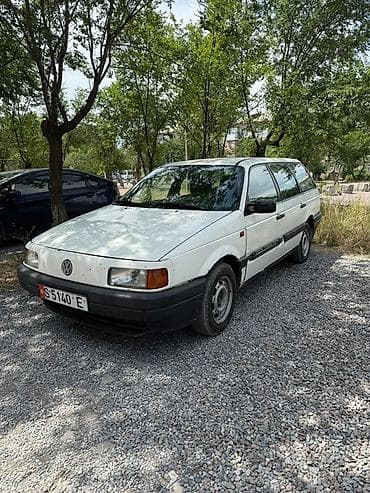 Volkswagen Passat Variant: 1991 г., 1.8 л, Механика, Бензин, Универсал — 4
