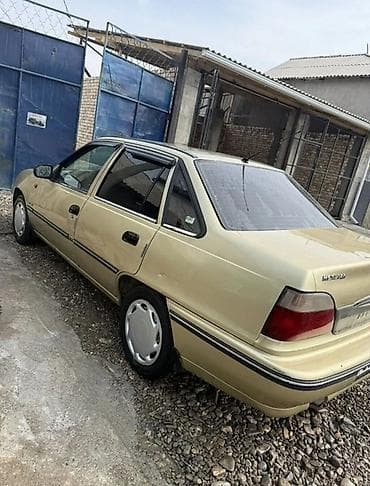 Daewoo: Daewoo Nexia: 2003 г., 1.6 л, Механика, Бензин, Седан — 2