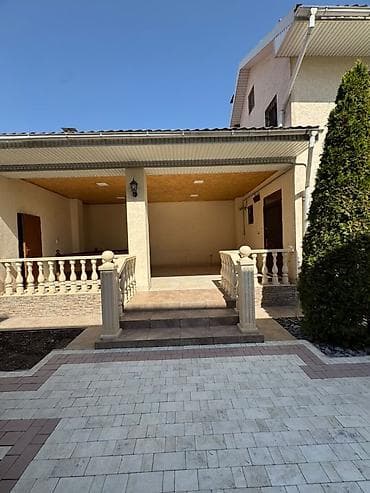 🏡 Уютный кирпичный дом в престижном районе Бишкека — заезжай и живи! — 1