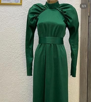 платья для кормления: Красивое вечернее платье в изумродном цвете. ДЛЯ КОРМЯЩИХ( талия на — 1