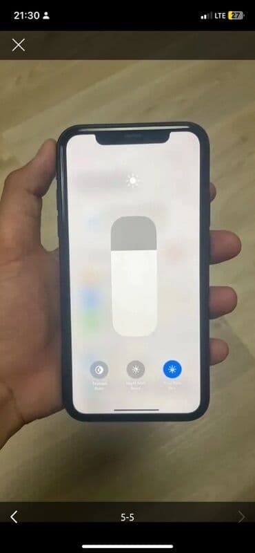 зарядное устройство на ноутбук асус: IPhone 11, Колдонулган, 64 ГБ, Кара — 2