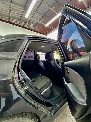 sp 4: Hyundai Elantra: 2010 г., 1.6 л, Автомат, Газ, Седан — 8