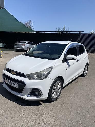 водный мотоцикл: Chevrolet Spark: 2016 г., 1 л, Вариатор, Бензин, Хэтчбэк — 1