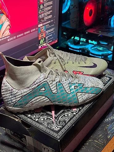 Футбольные бутсы две пары NIKE AIRZOOM 42 и 43 размер,состояние идеал