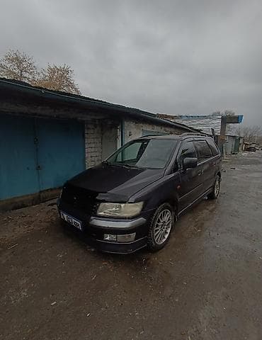 Унаа сатуу: Mitsubishi Space Wagon: 1998 г., 2.4 л, Кол менен иштөөчү, Бензин, Вэн/Минивэн — 1