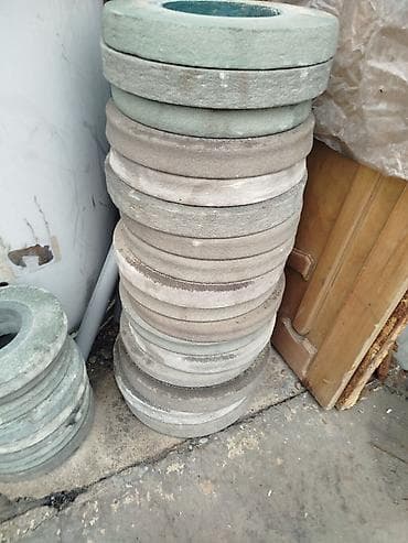 Араалар: Продам шлифовальные камни. большие 17штук размеры наруж.диаметр 400мм — 1