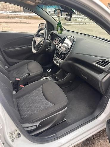 Унаа сатуу: Chevrolet Spark: 2019 г., 1 л, Автомат, Бензин, Хетчбек — 3