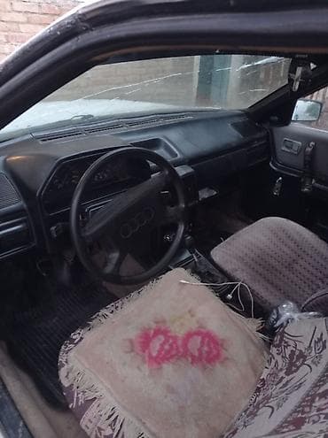 малолитражки на автомате: Audi 100: 1987 г., 1.8 л, Механика, Бензин, Седан — 4