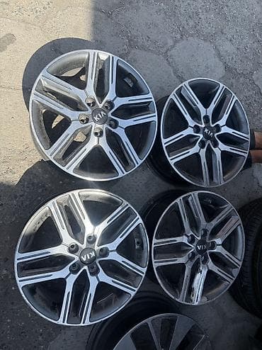 Литые Диски R 17 Kia, Комплект, отверстий - 5, Б/у