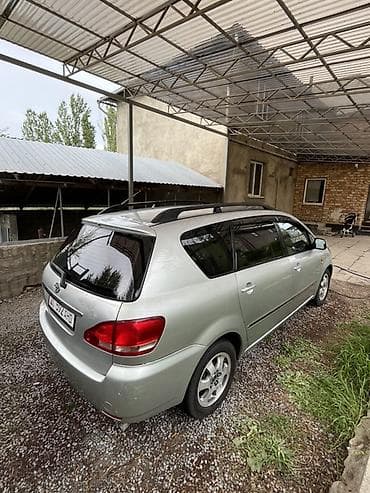 рено рапид: Toyota Avensis Verso: 2002 г., 2 л, Автомат, Газ, Минивэн — 4