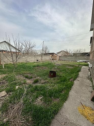 6 микрорайон: 📍ул. Барчын 🔘2-комнатный 🔘Этажи 6 🔘178м² Продаётся двухэтажный дом в — 6